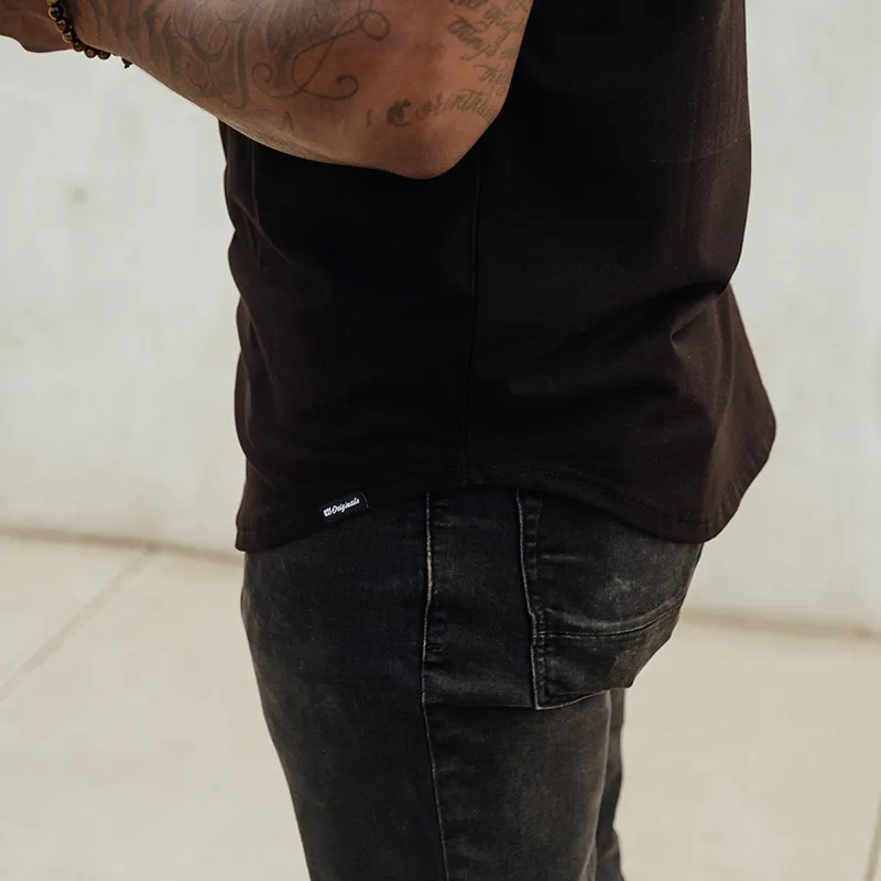 021 ESSENTIAL DROP-CUT T-SHIRT - BLACK