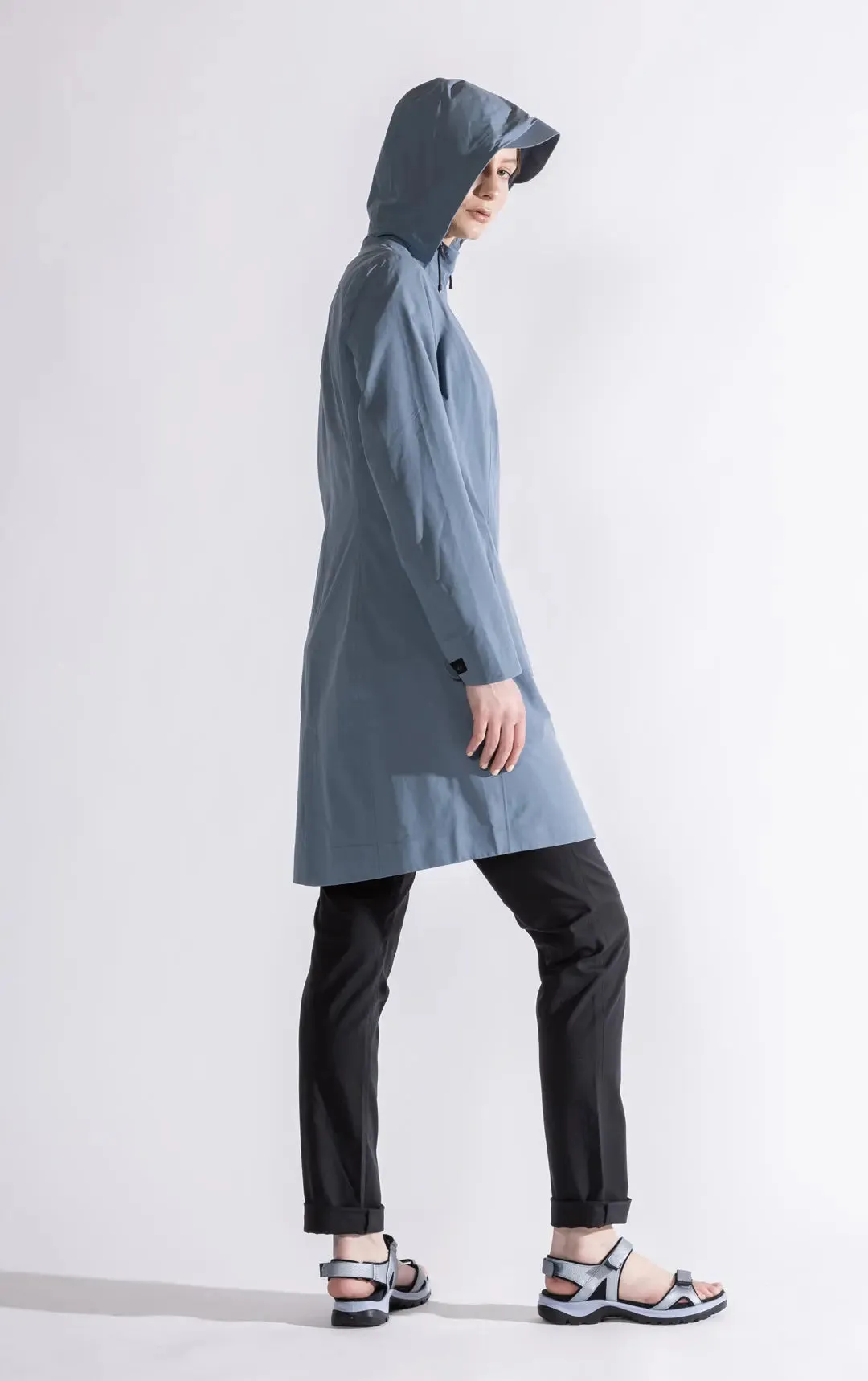 2.5L TAILORED STRETCH RAINSHELL - CLEARANCE