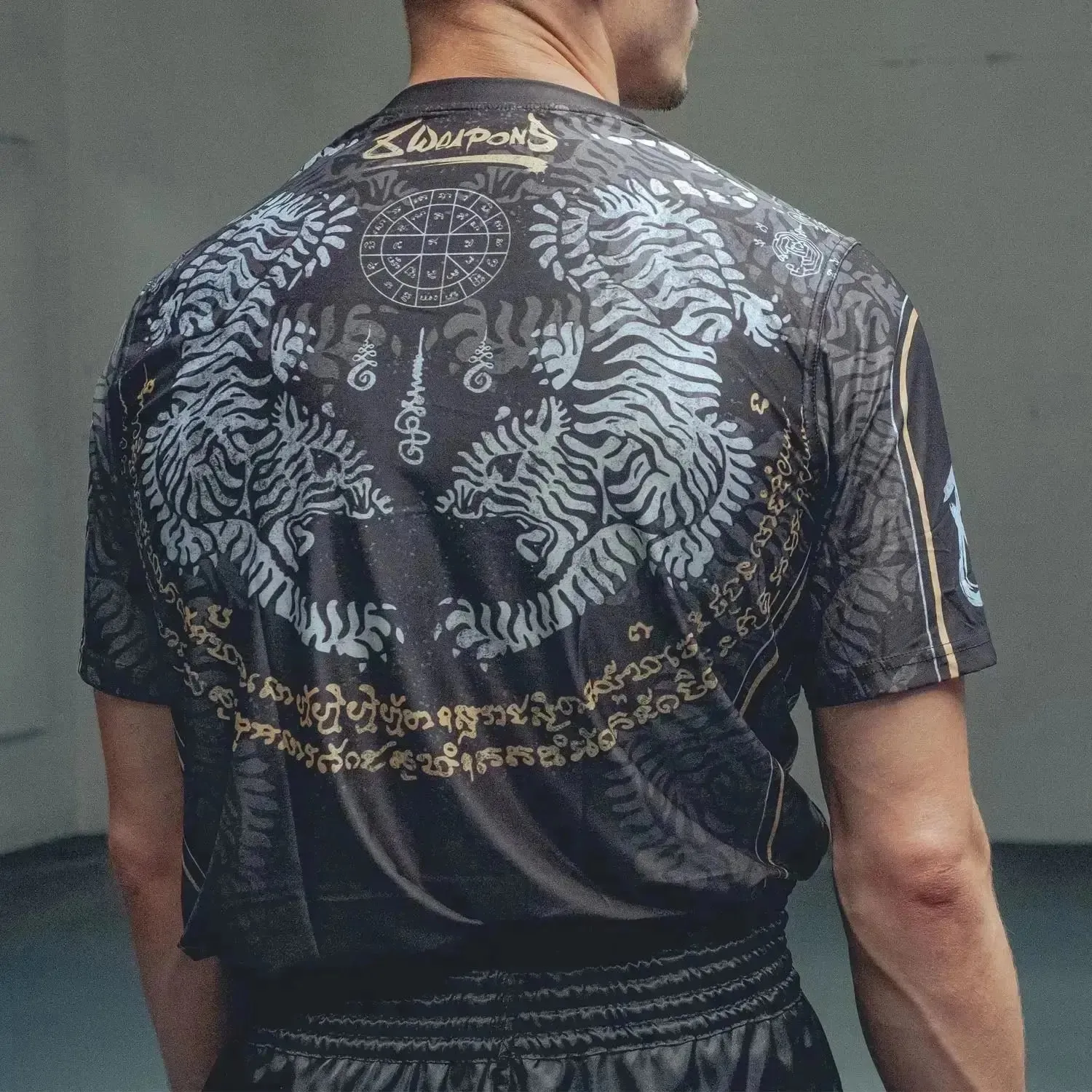 8 WEAPONS Functional T-Shirt - Tiger Yant