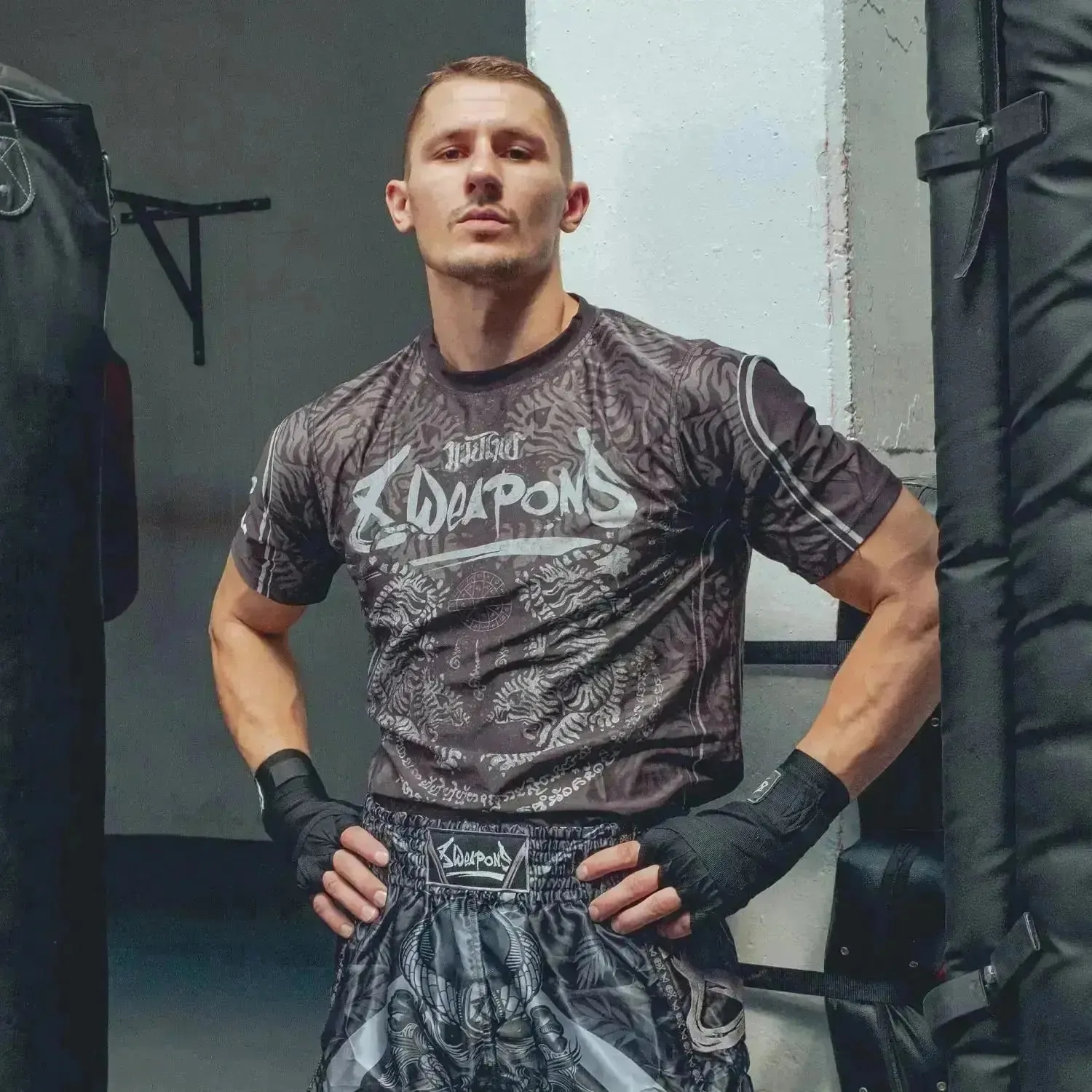 8 WEAPONS Functional T-Shirt - Tiger Yant