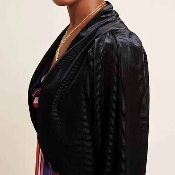 ANTHROPOLOGIE Verity Velvet Cropped Jacket