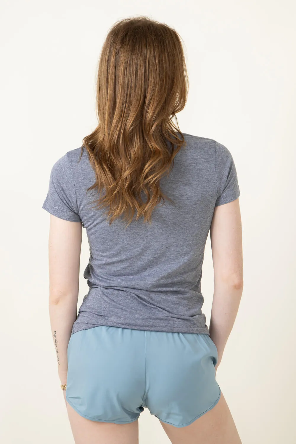 Basic Crewneck T-Shirt for Women in Heather Grey | 3200-HTHRGRY