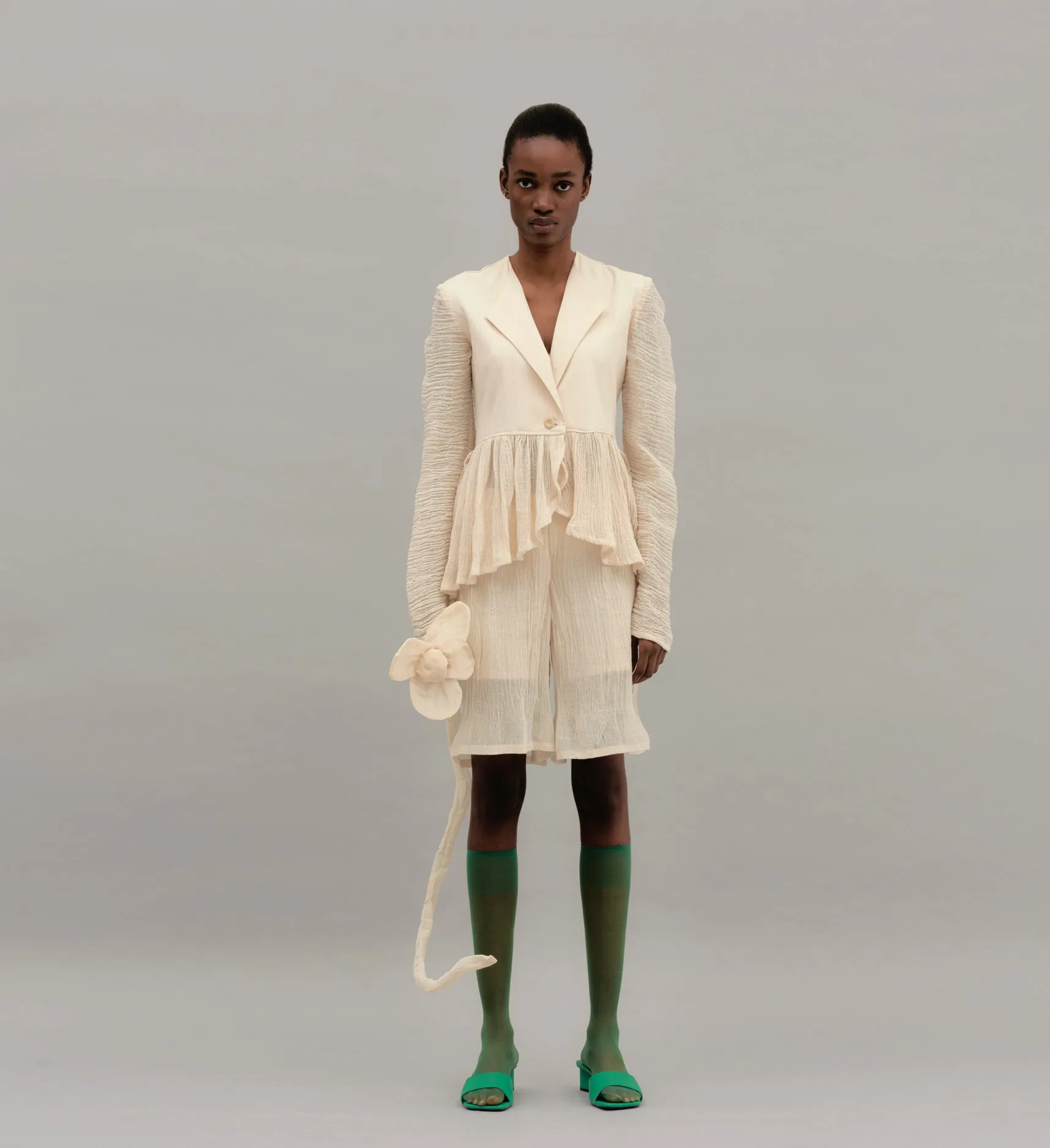 BEIGE BLAZER