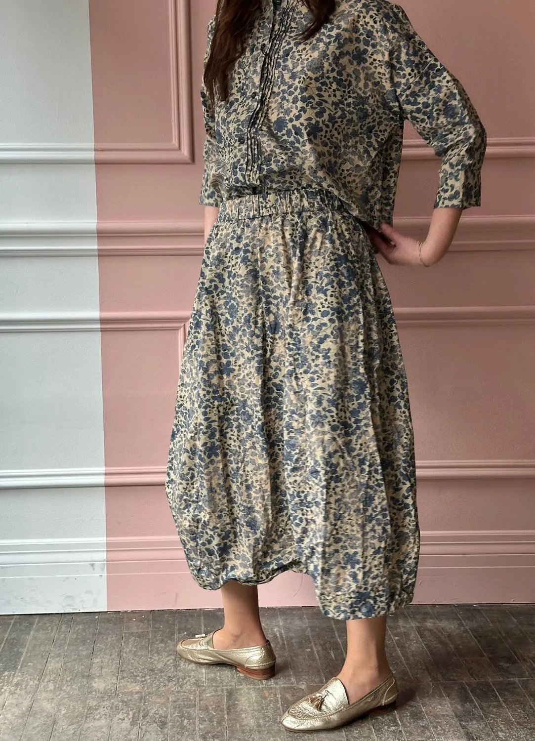 BERGFABEL - Carla Skirt in Blue Flowers