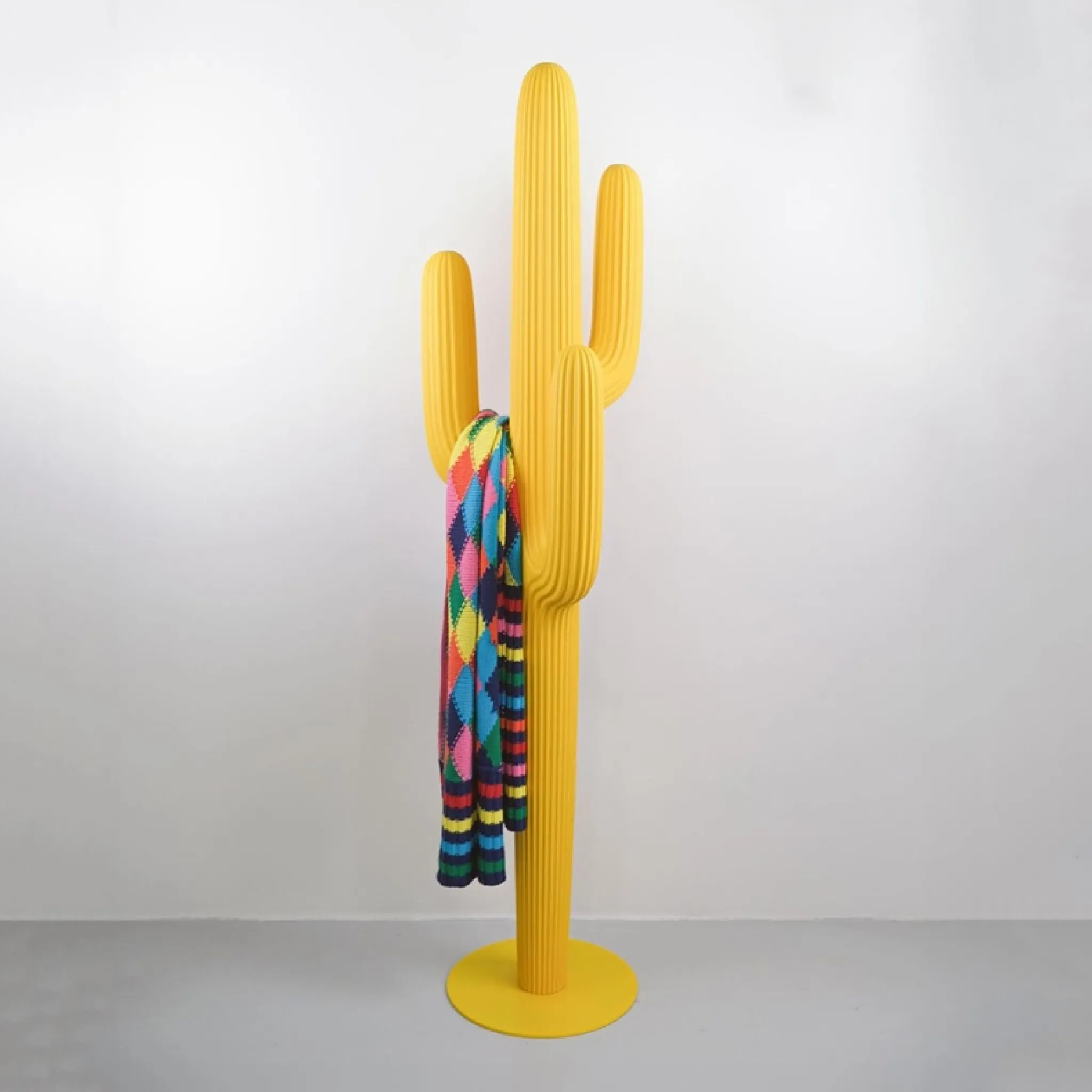 Cactus-Shaped Coat Rack | Qeeboo Saguaro