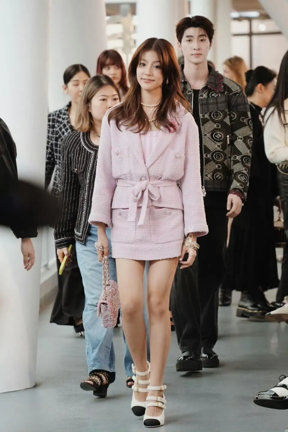 CH 25 new pink skirt