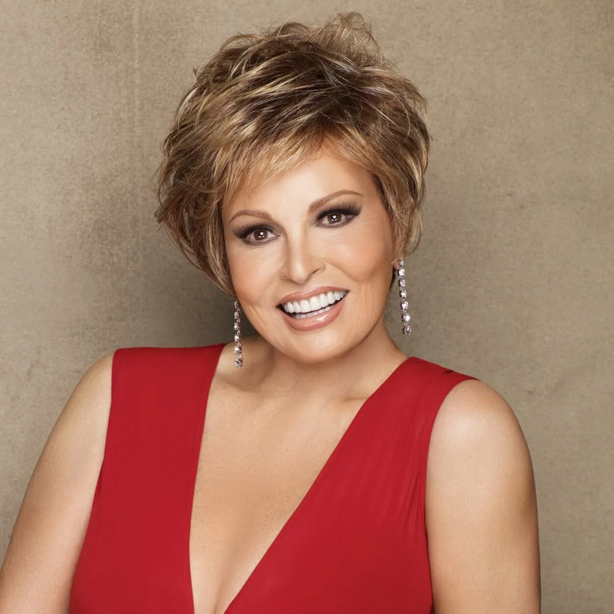 Cinch by Raquel Welch (Basic Cap Wig)
