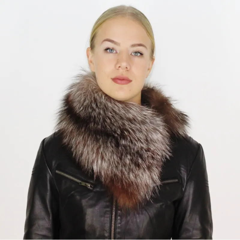 Crystal fox collar