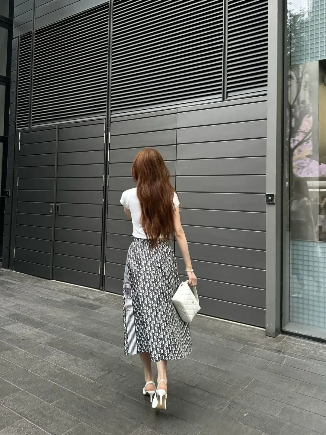 DO 25 new skirts