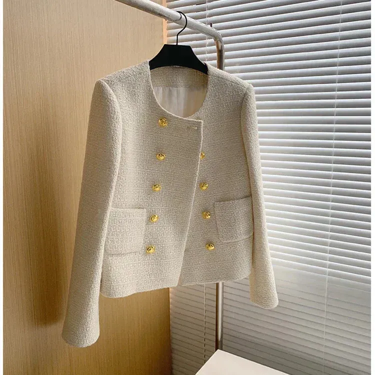 Elegant casual short jacket - Ideal for layering - Lightweight and breathable material