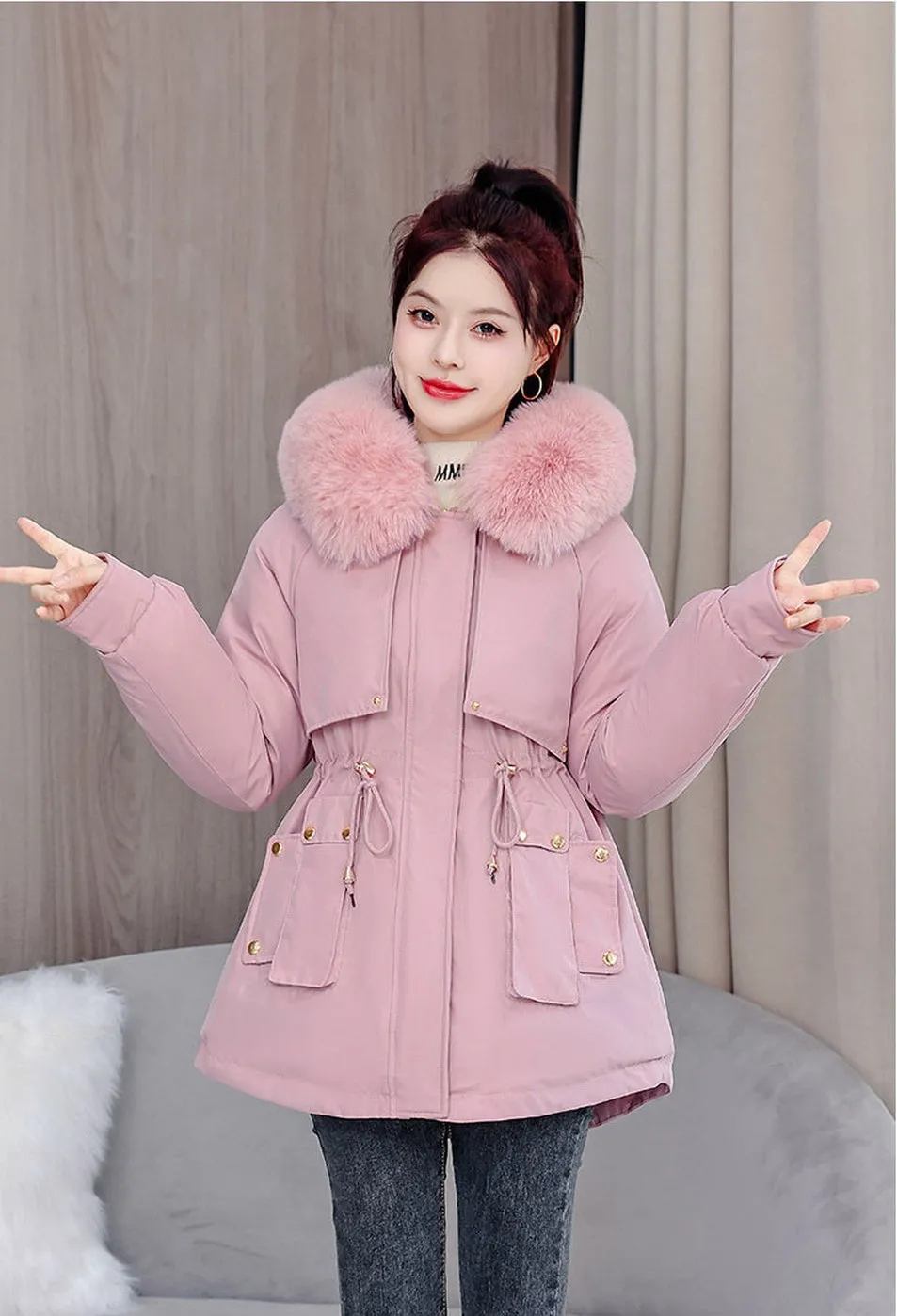 Elegant Hip-Length Fleece-Lined Parka for Winter