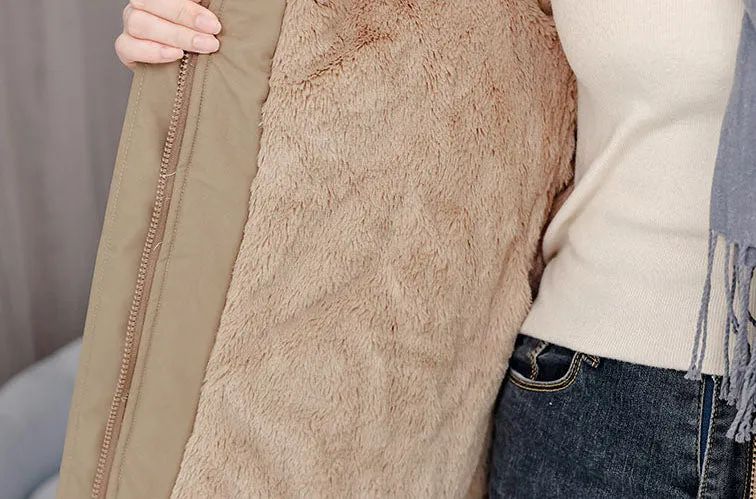 Elegant Hip-Length Fleece-Lined Parka for Winter