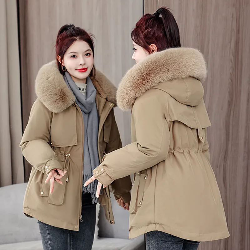 Elegant Hip-Length Fleece-Lined Parka for Winter