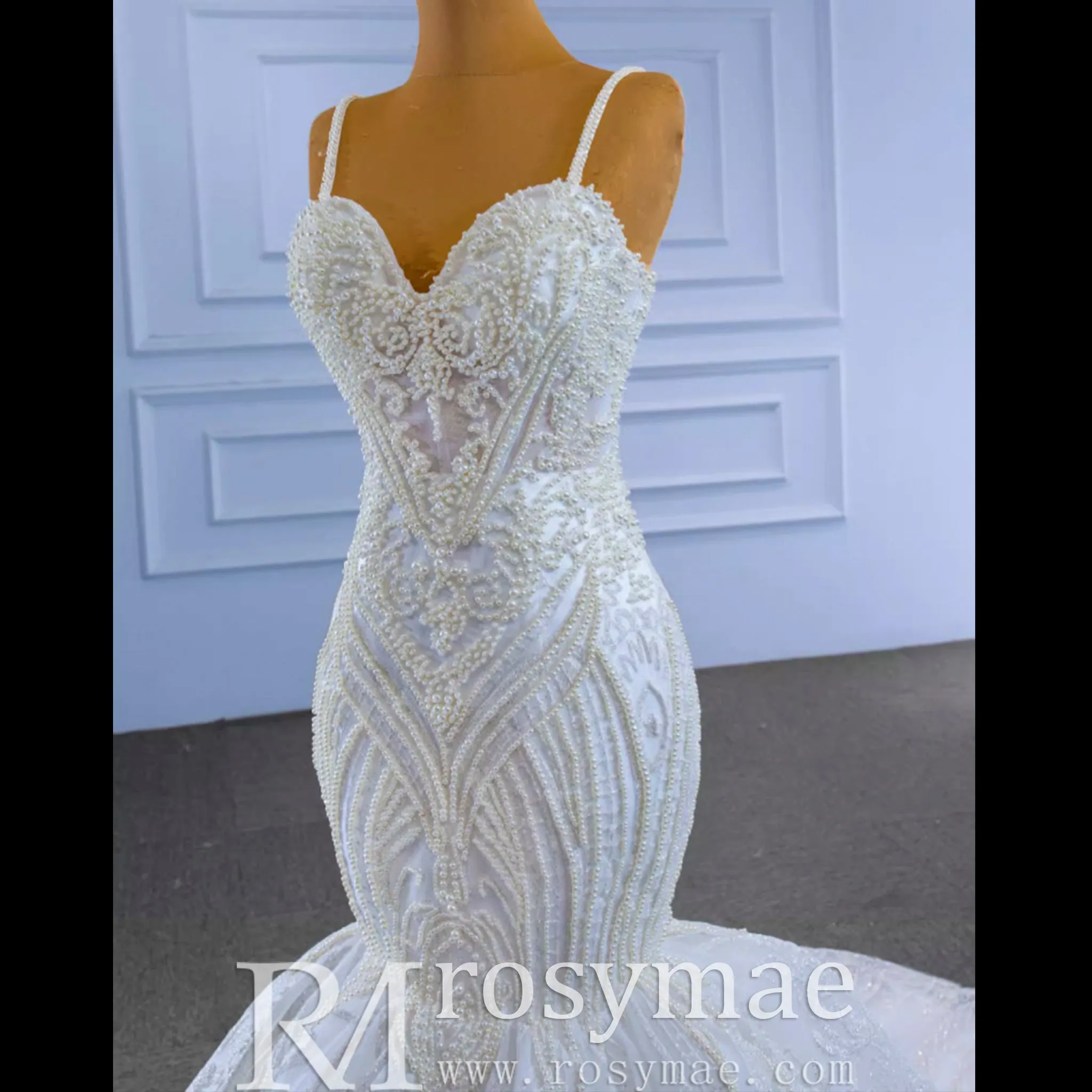 Elegant Mermaid Wedding Dress Beading Pearls with Spaghetti Straps