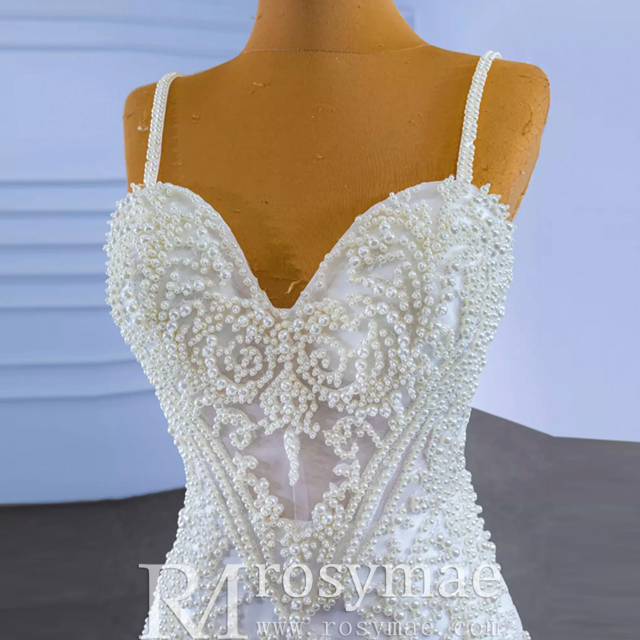 Elegant Mermaid Wedding Dress Beading Pearls with Spaghetti Straps