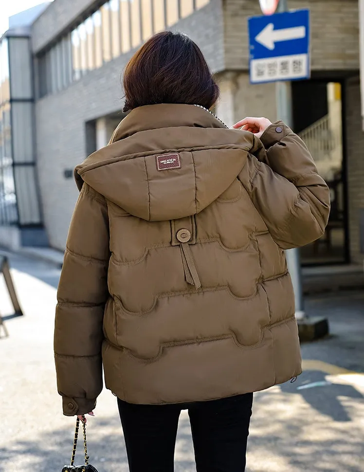 Elegant Padded Quilted Puffer Jacket for Women in Houndstooth Design