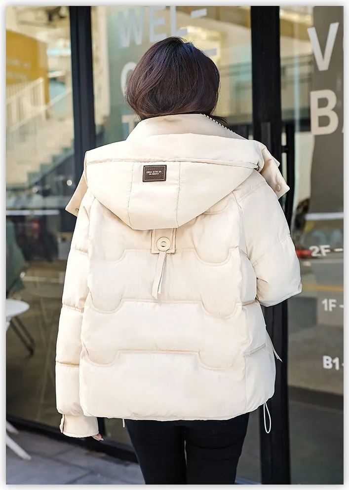 Elegant Padded Quilted Puffer Jacket for Women in Houndstooth Design