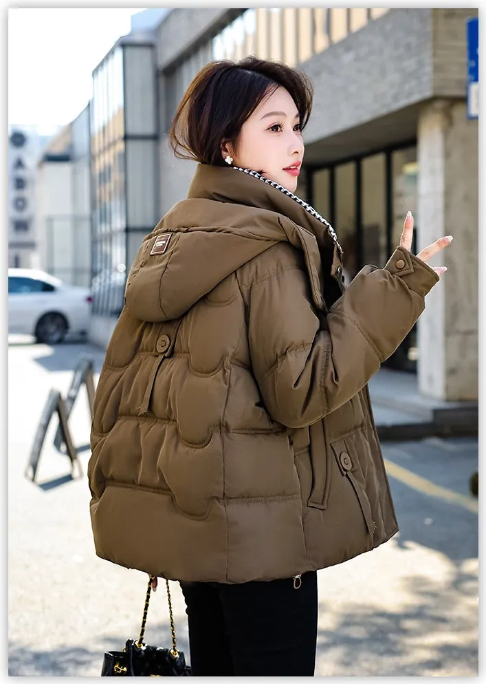 Elegant Padded Quilted Puffer Jacket for Women in Houndstooth Design