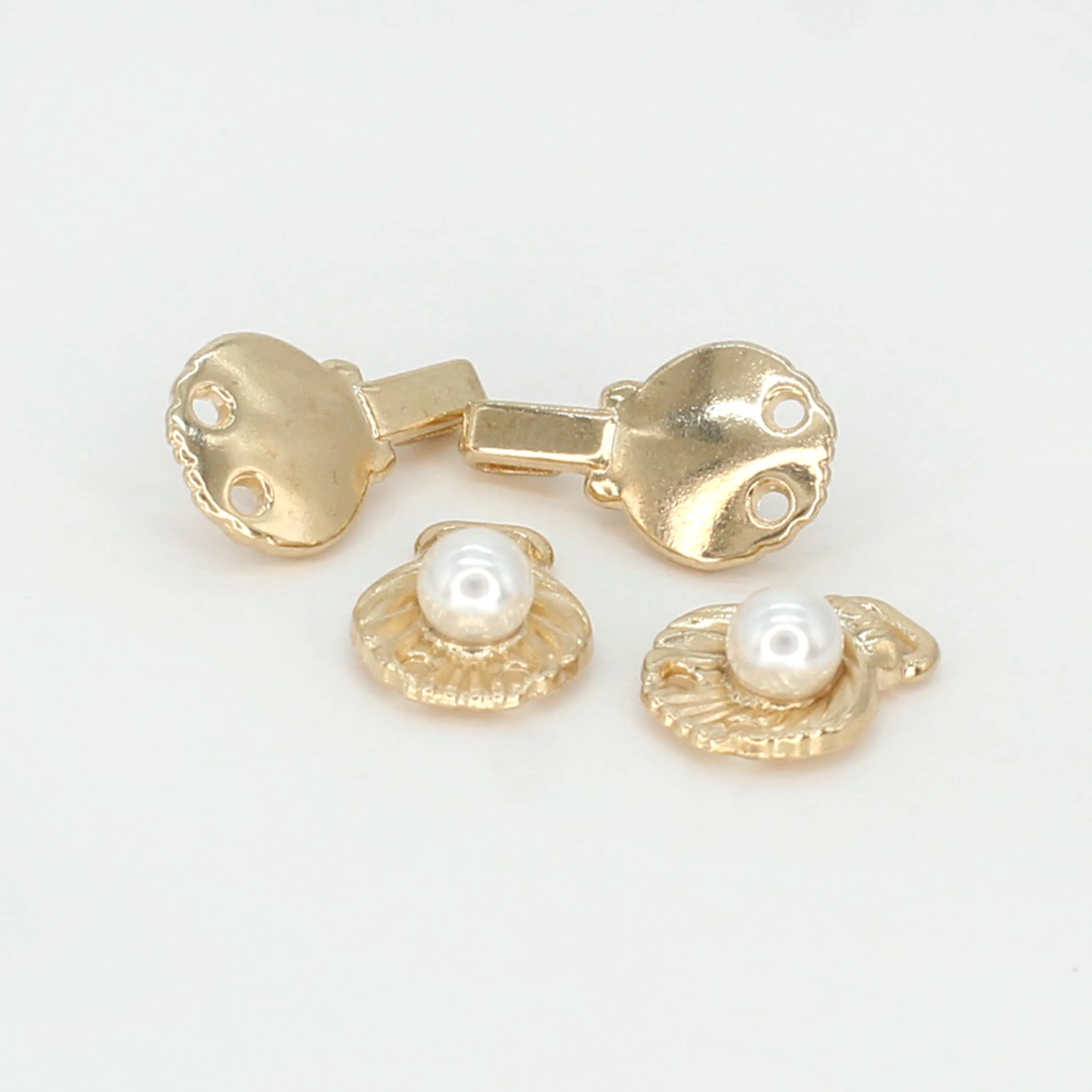 Elegant Style Metal Pearl Button