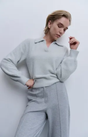 Fluffy polo sweater with classic collar and V-neck