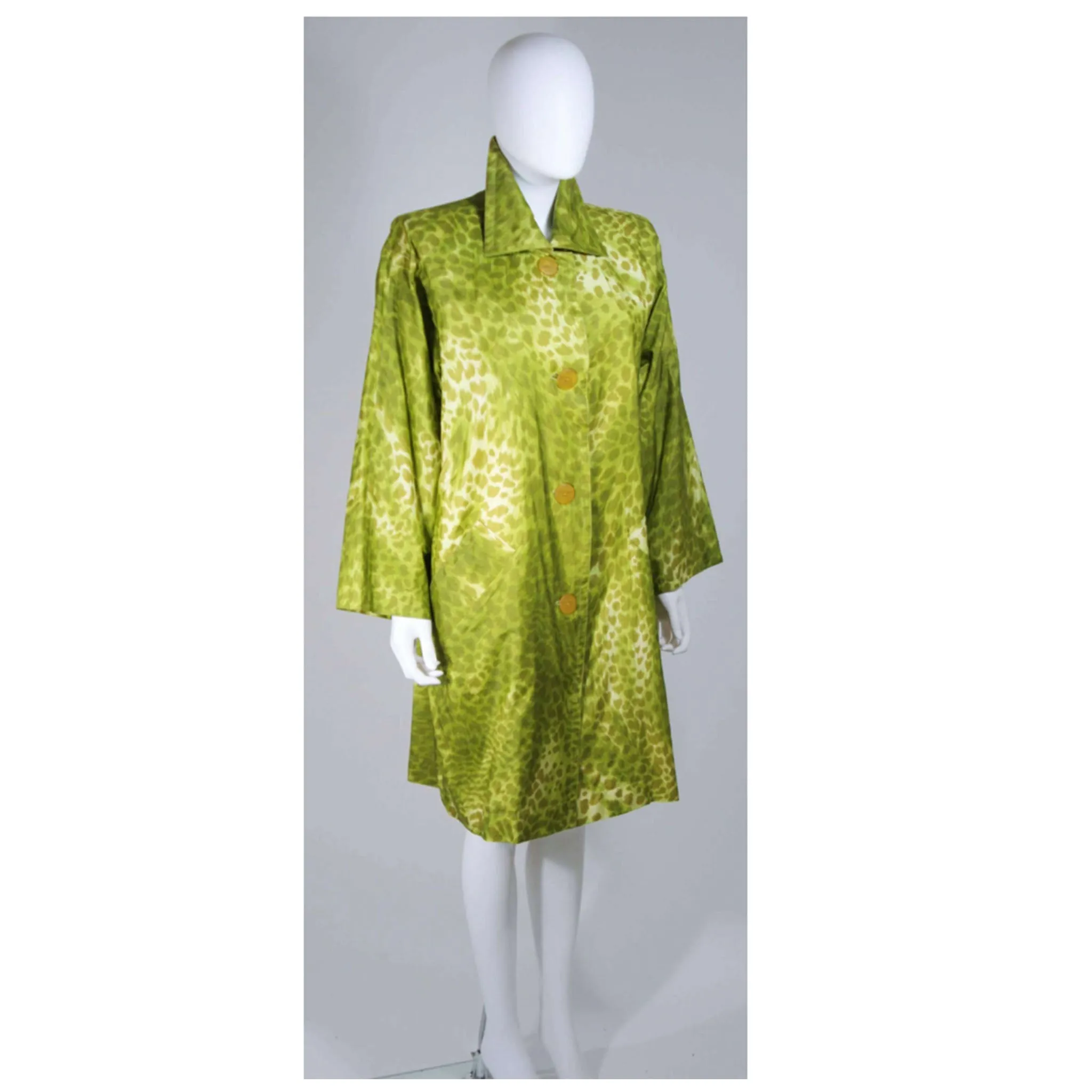 GIVENCHY 1980's-1990's Green Silk Leopard Print Coat