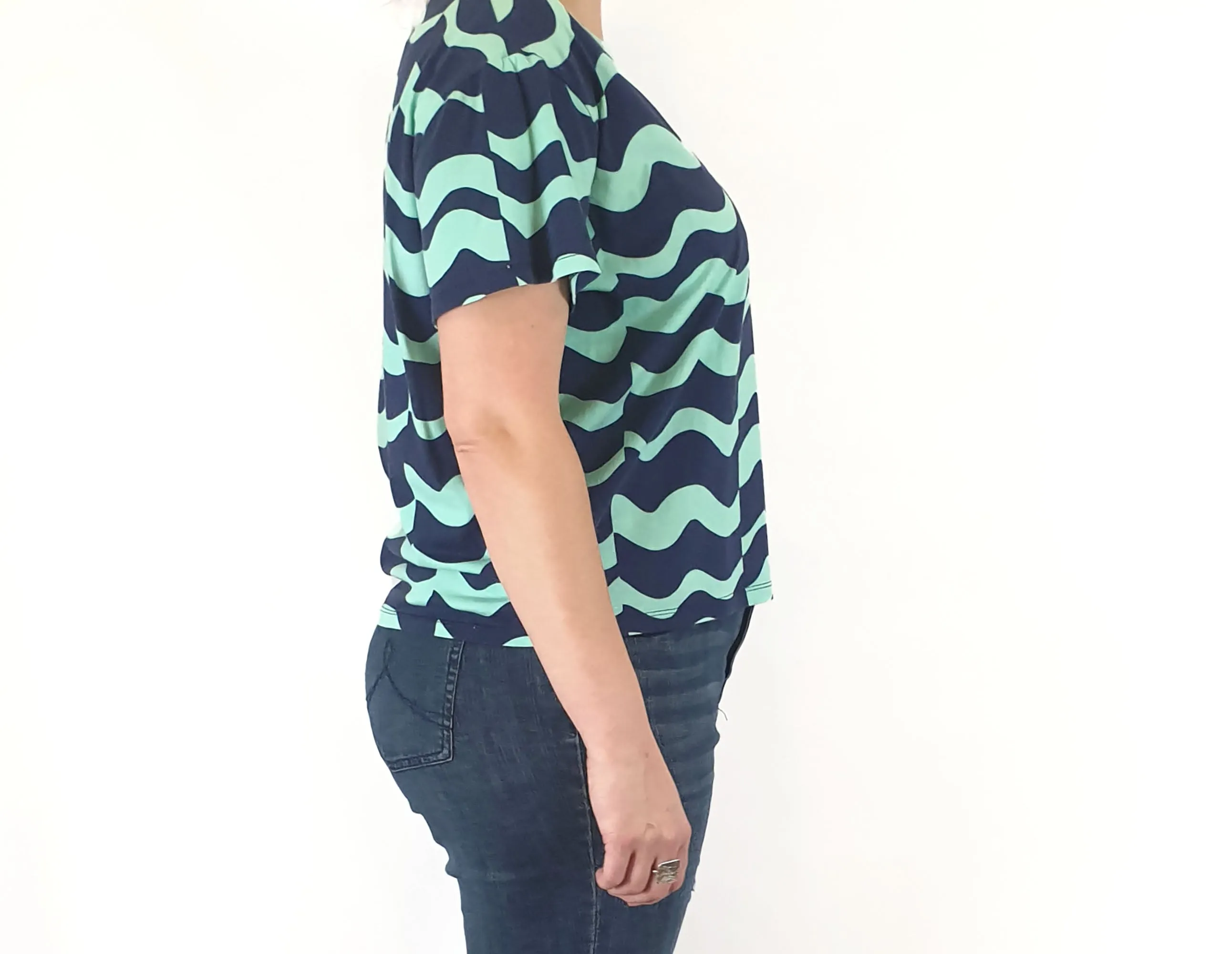 Gorman blue wavy print top size 16