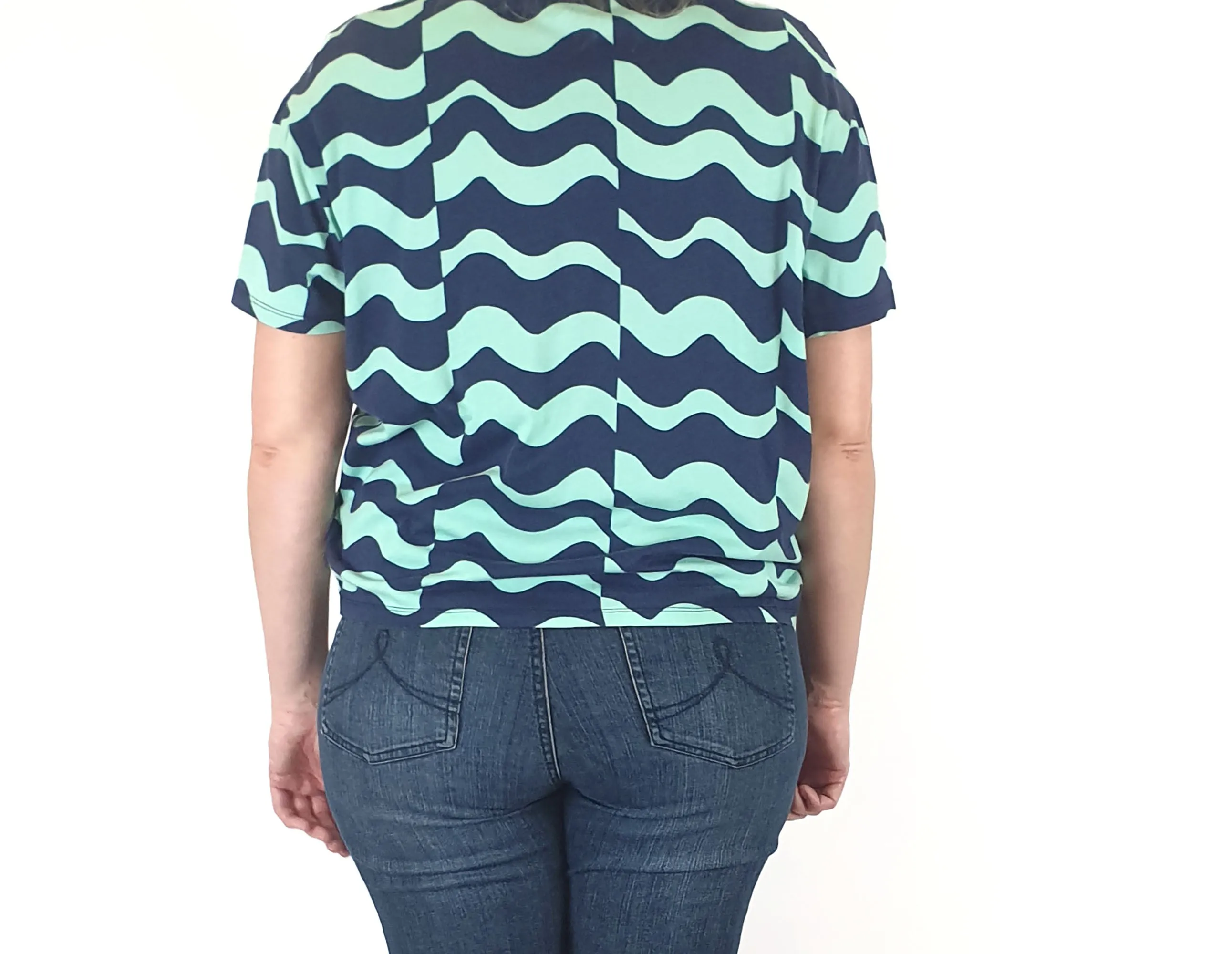 Gorman blue wavy print top size 16