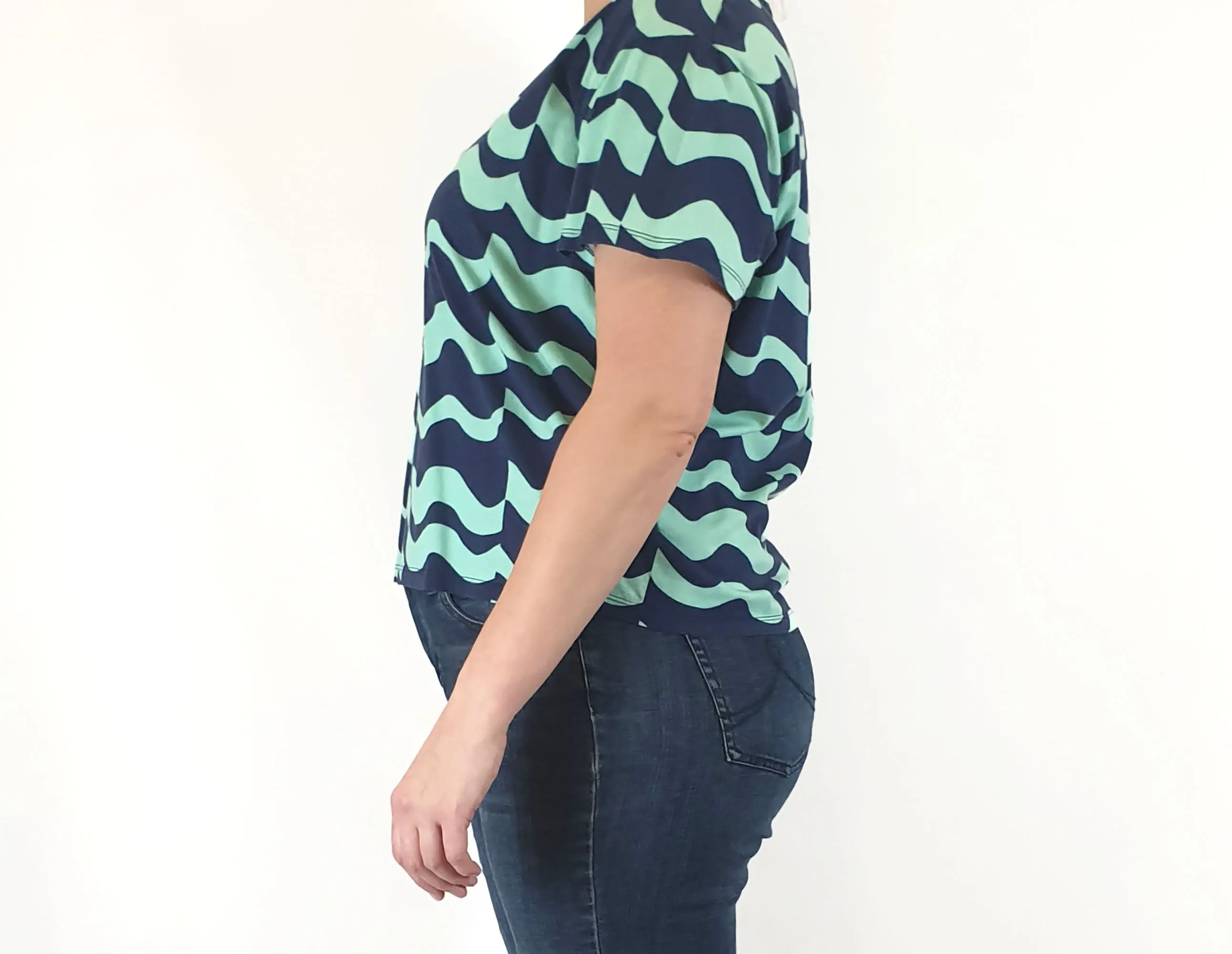 Gorman blue wavy print top size 16