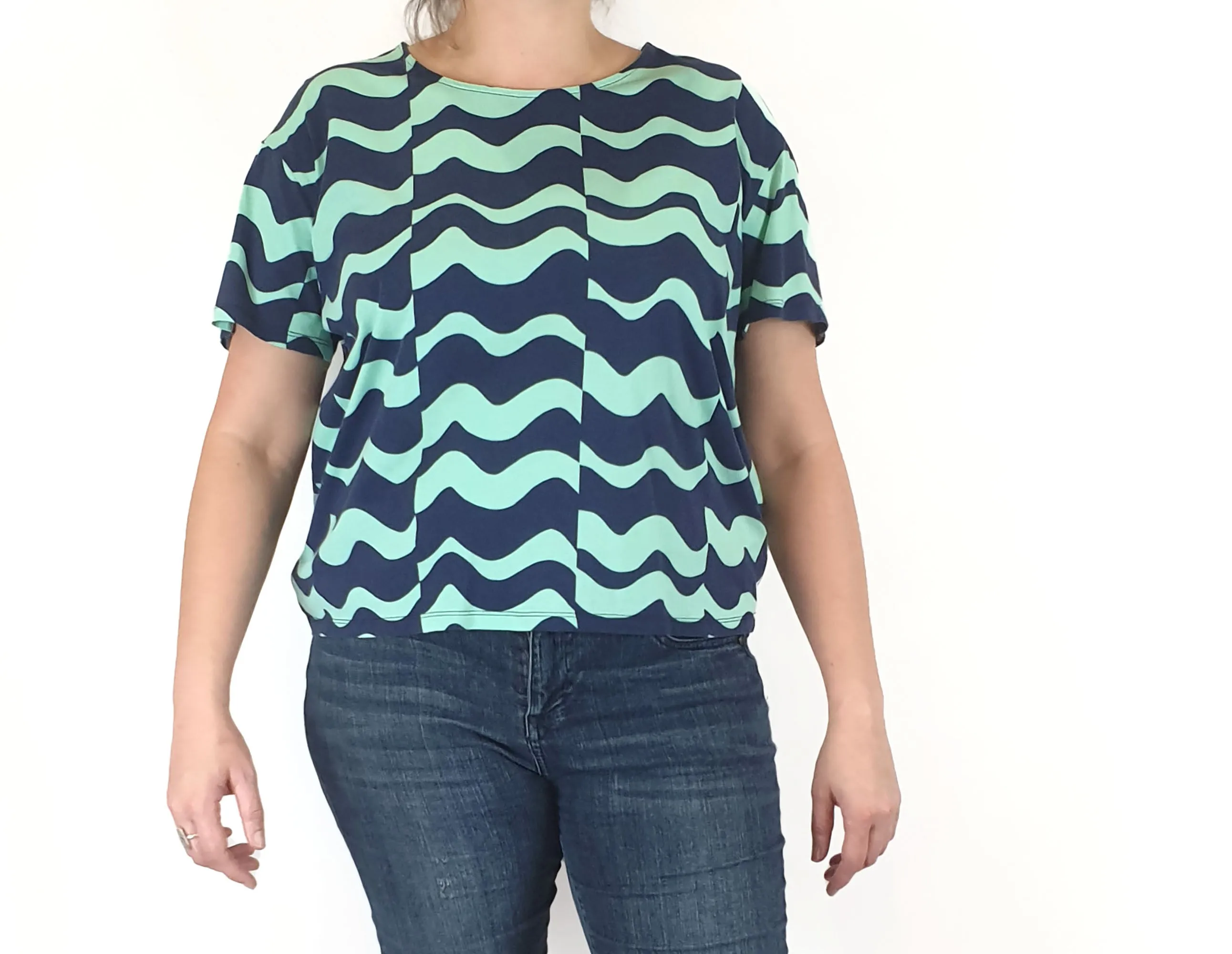 Gorman blue wavy print top size 16