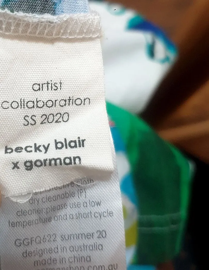 Gorman unique print tee shirt size 10