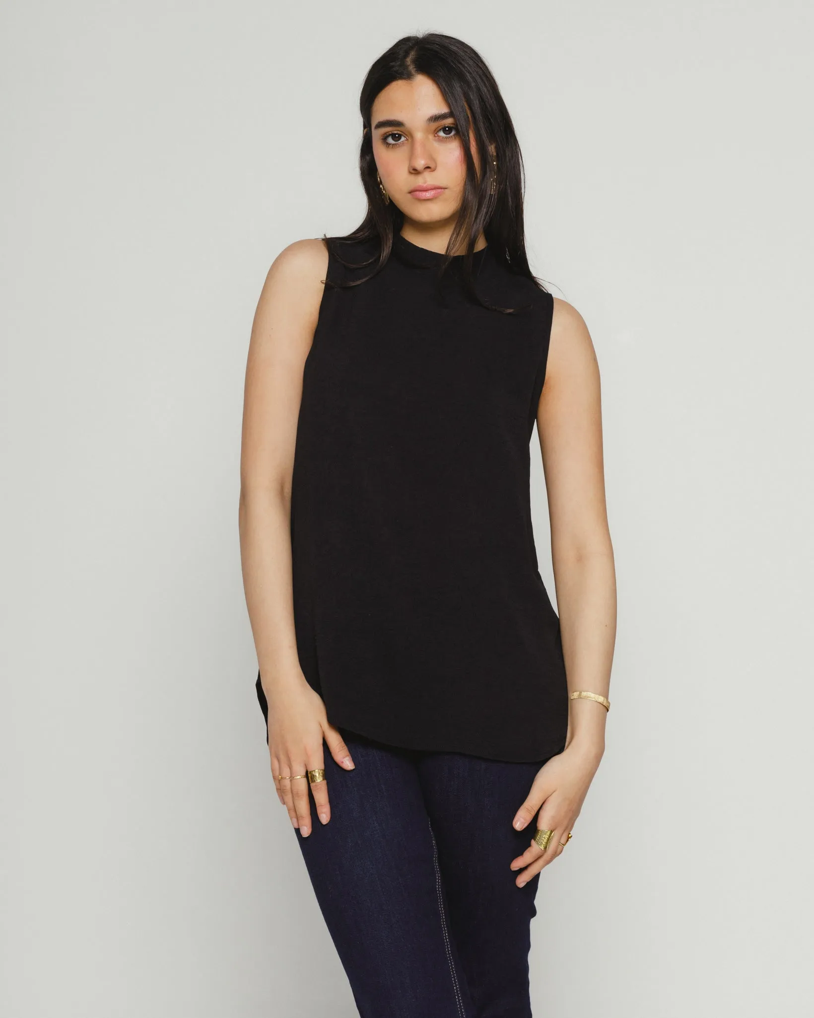 High-Low Sleeveless Top