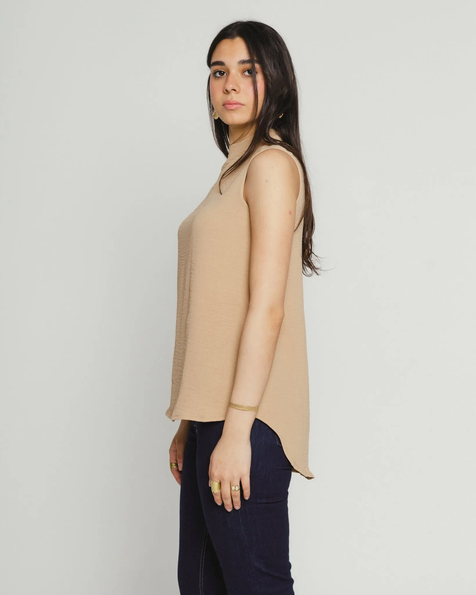 High-Low Sleeveless Top