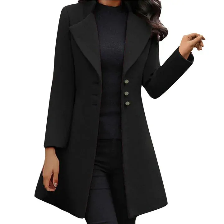 Long-sleeved Italian wool coat by Ventissa