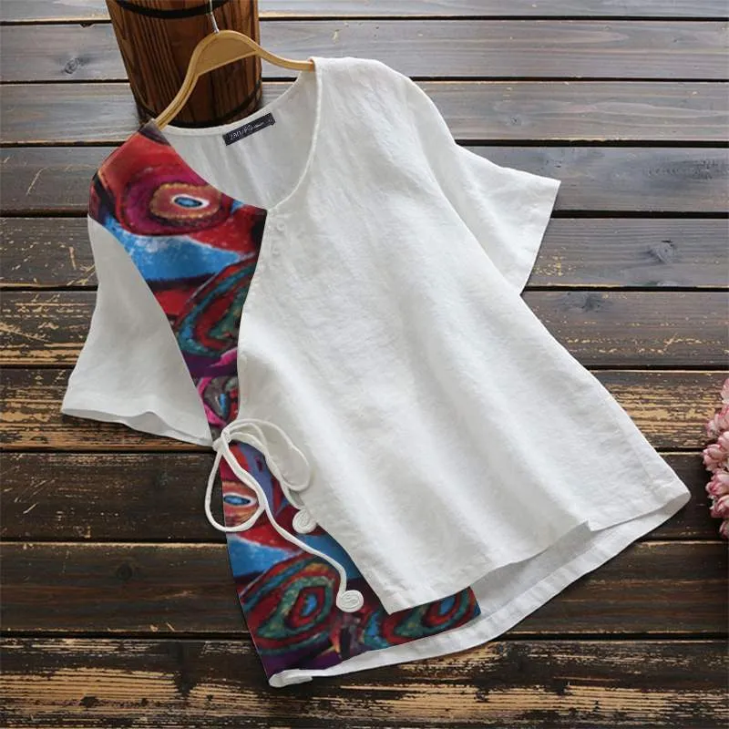 Luna Graphic O-Neck Tee