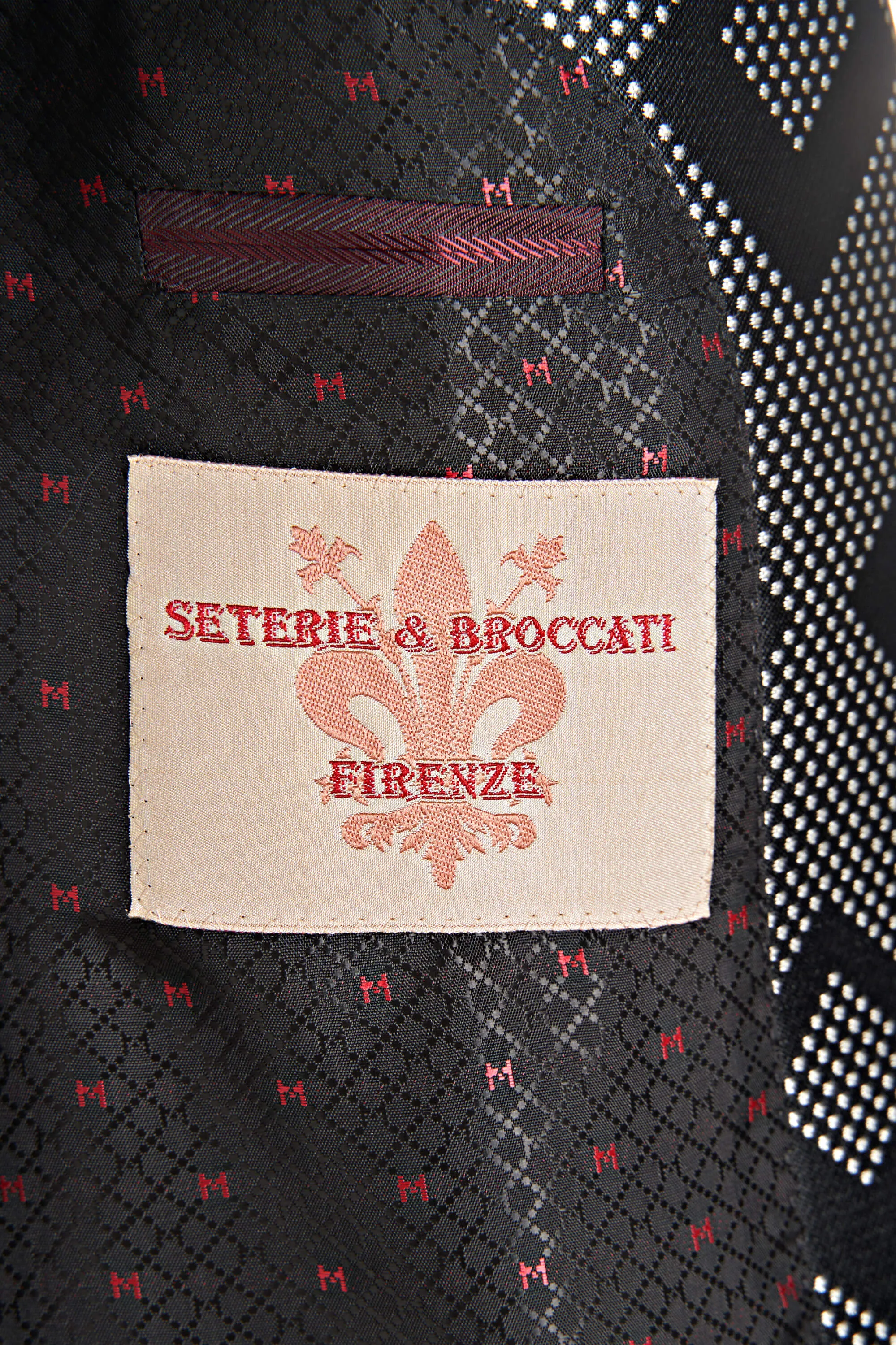 Macro Jacquard Red Carpet Jacket