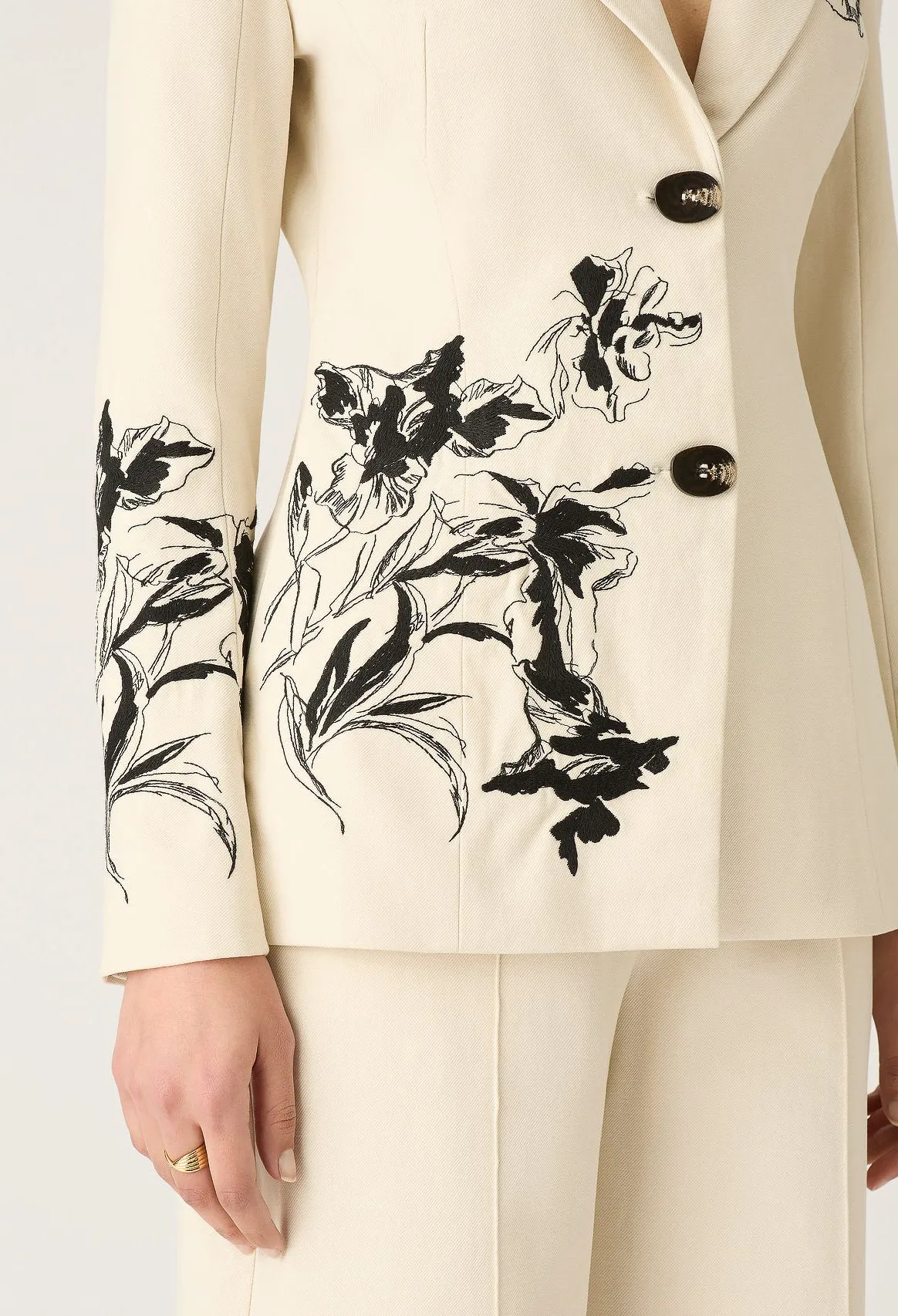 Mos the Label - Lis Embroidery Blazer - Ivory