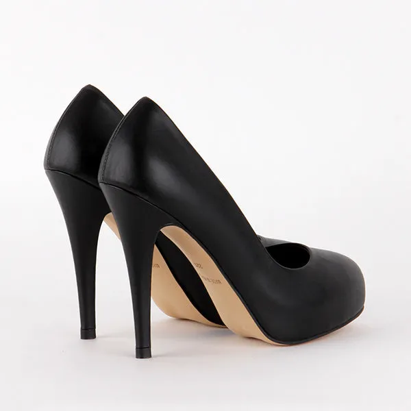 *SCANDALIZE - black leather, 11/2cm size UK 2.5