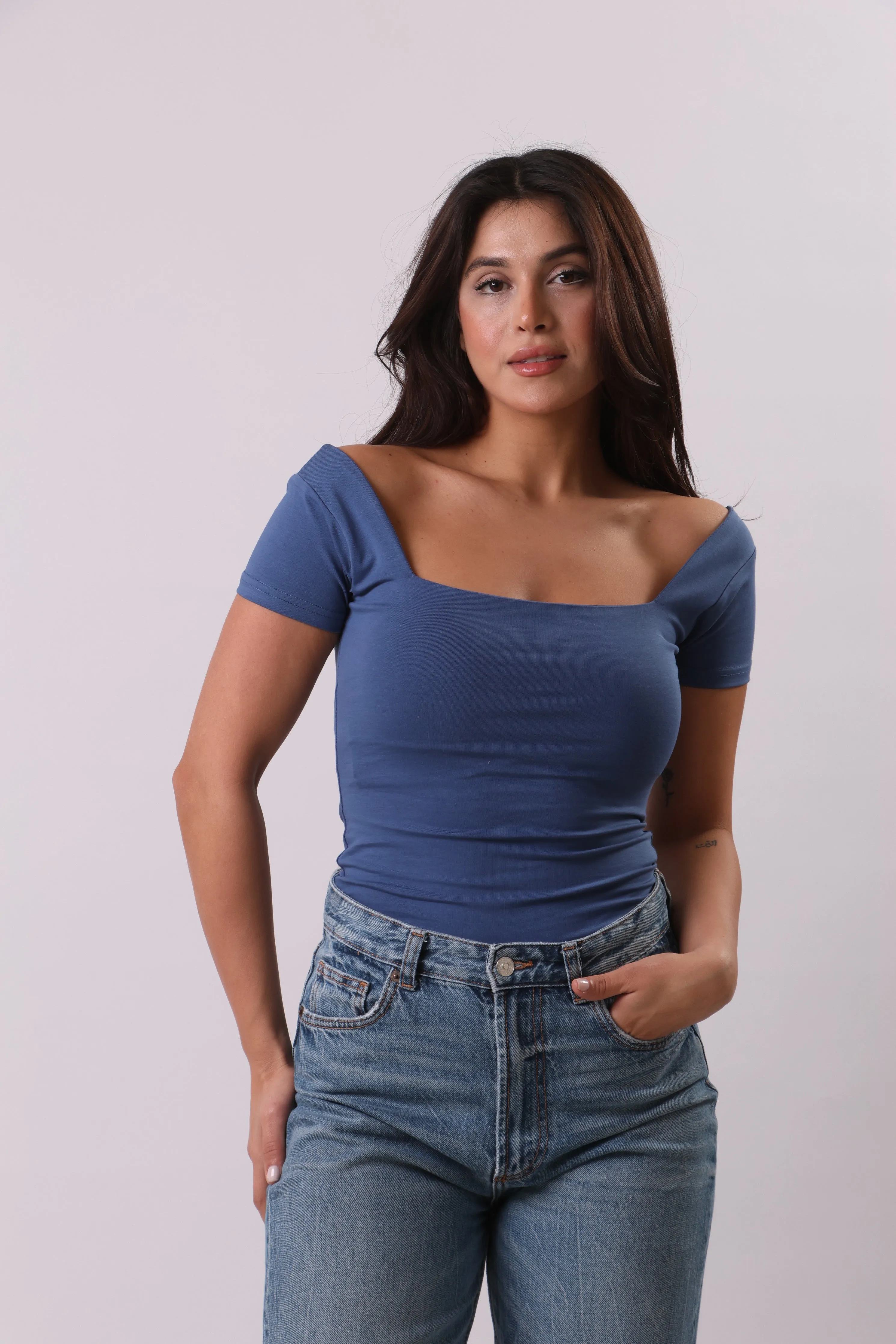 Squared neck shirt