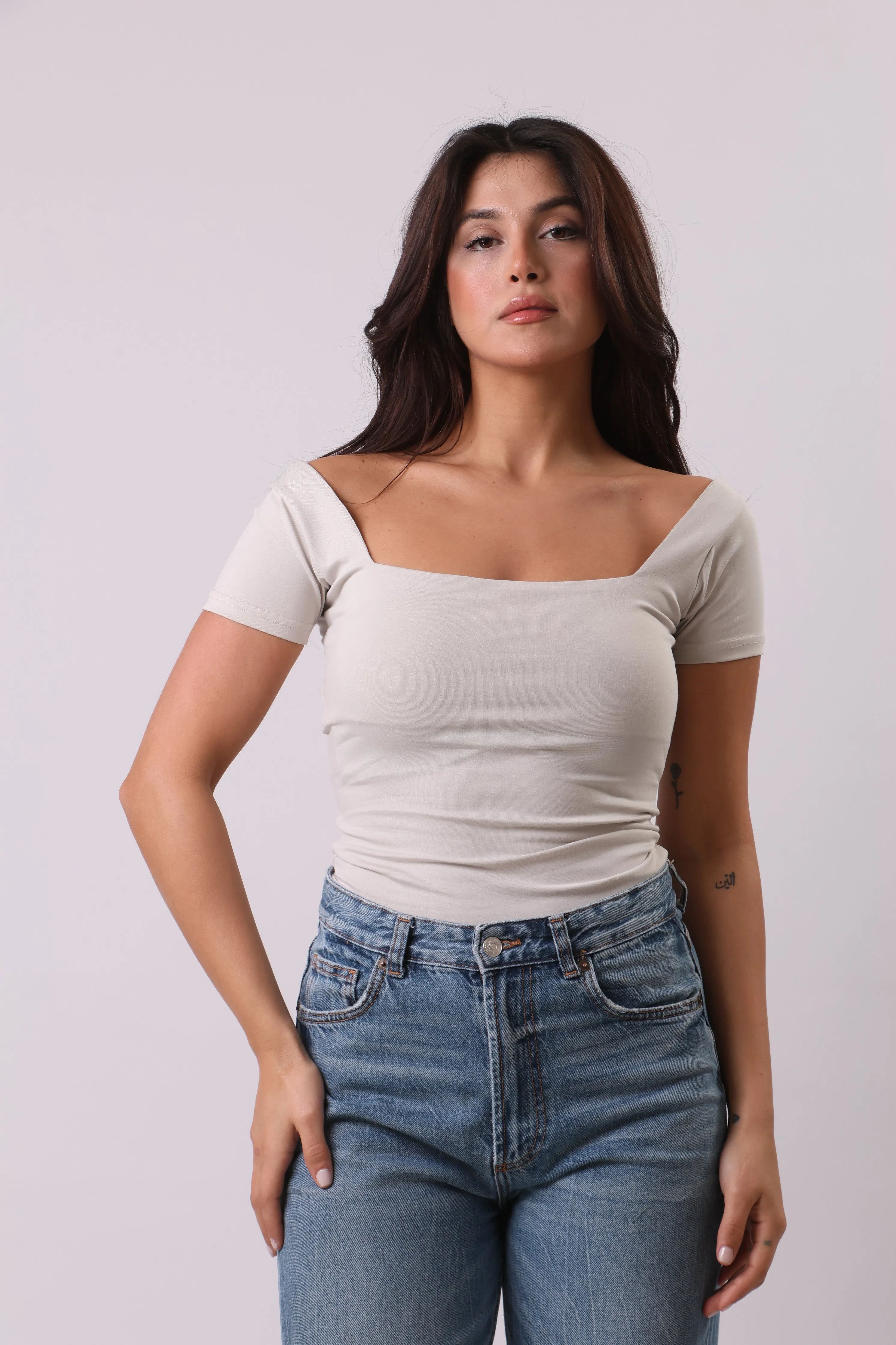 Squared neck shirt