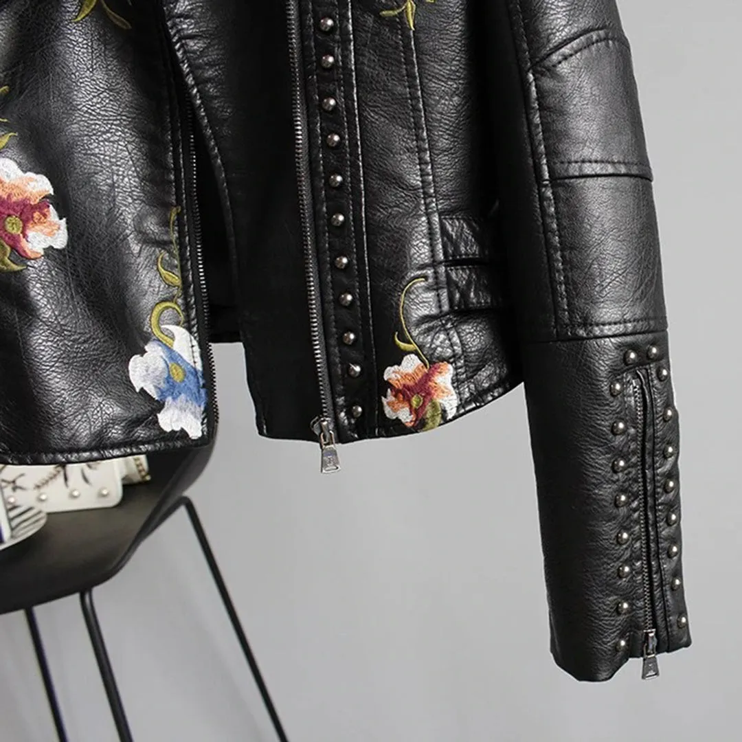 Streetwear jacket in soft leather-like with floral pattern - Casual wear for everyday comfort - High-quality craftsmanship for durability
