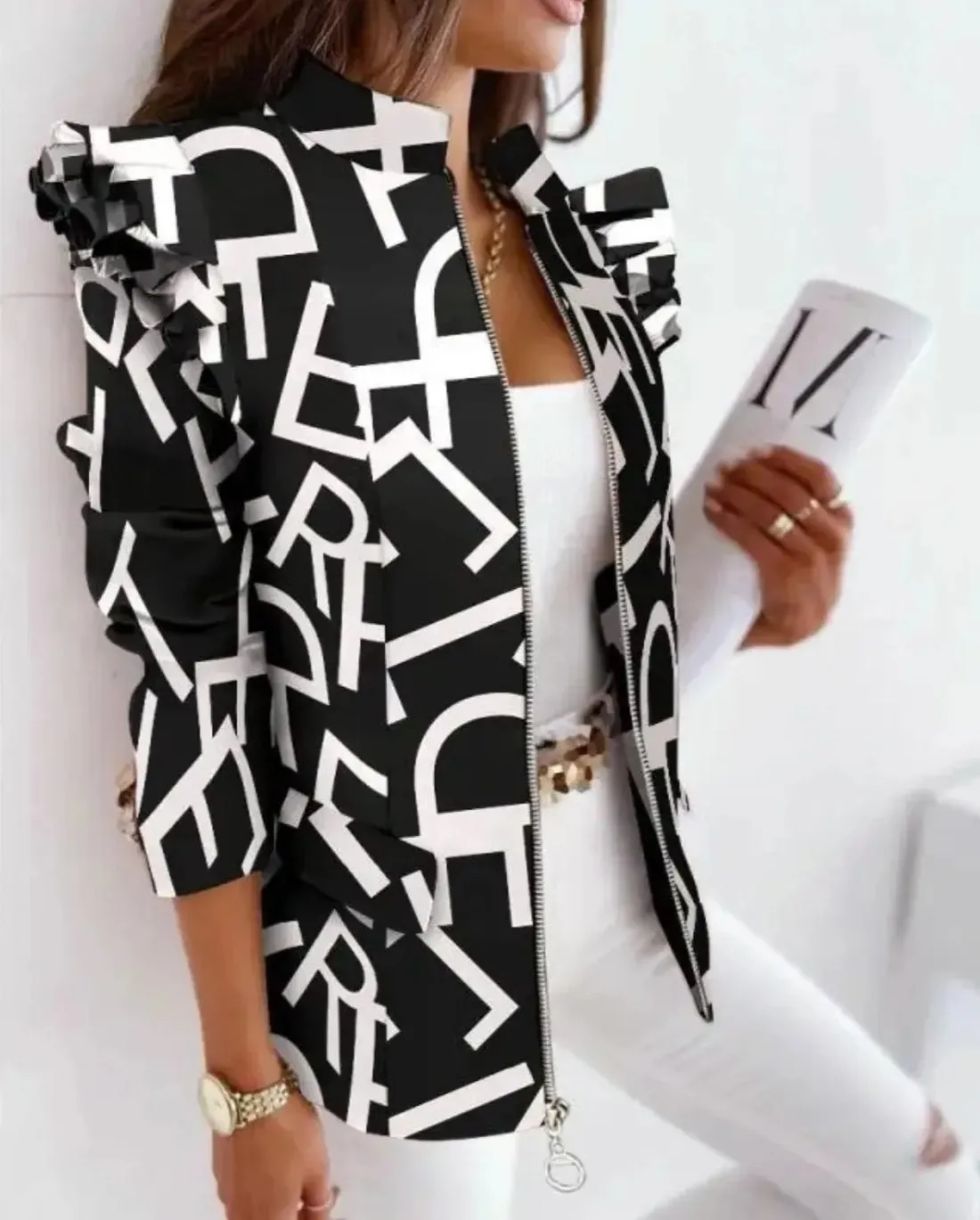 Stylish winter blazer for women, long-sleeved and warm