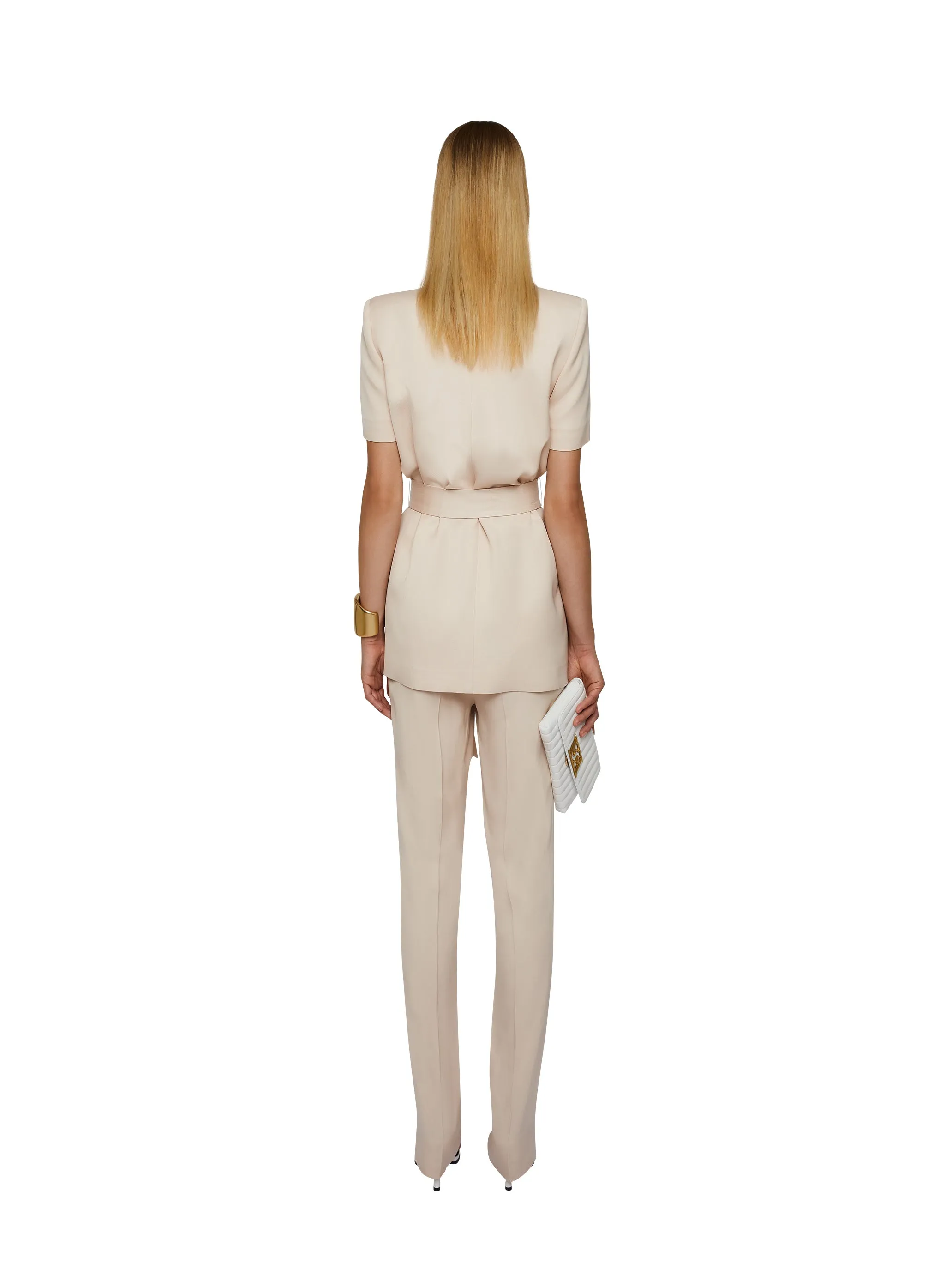 Thlesia Pant