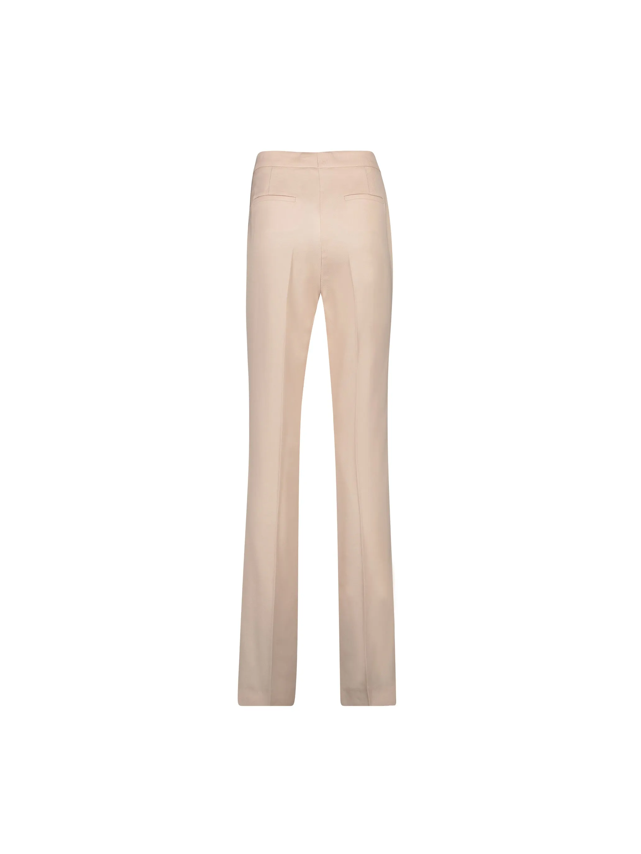 Thlesia Pant