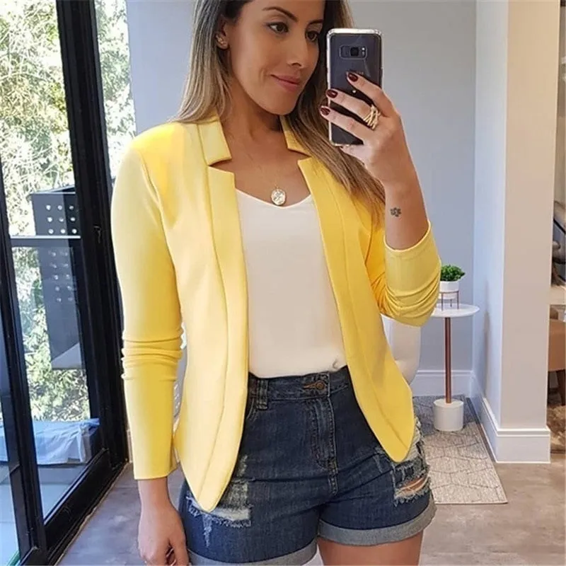 Trendy short blazer for women - Casual wear for everyday comfort
