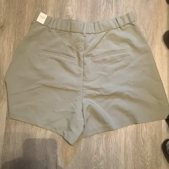 Ultra High Rise Tailored Short