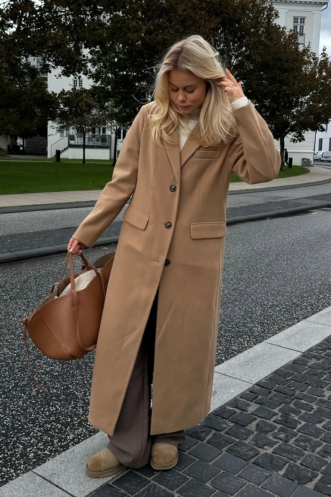 VMVincemilan Trenchcoat - Beige