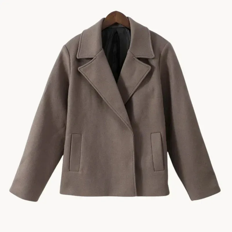 Wanda - elegant ladies' jacket with lapel top