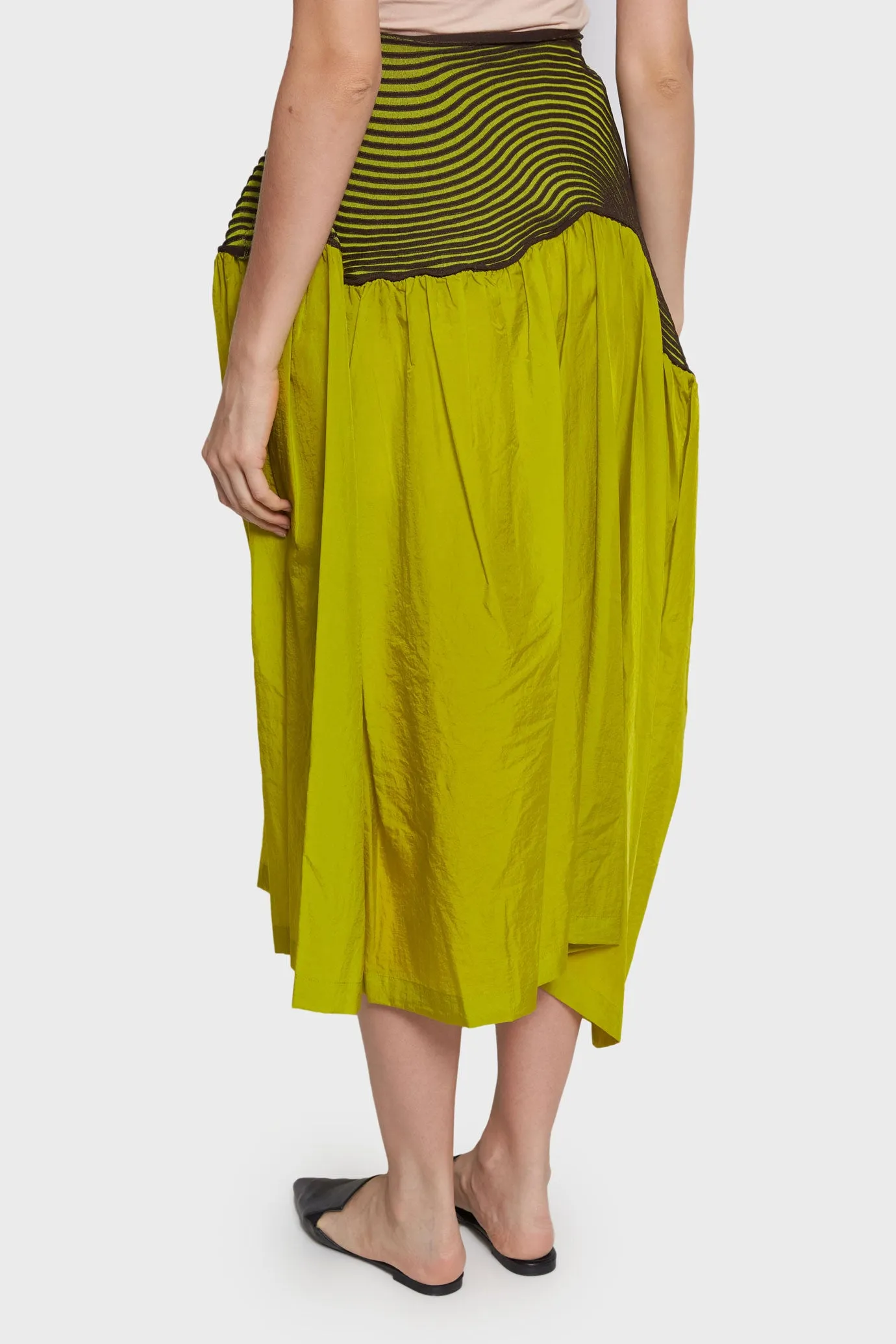 Winding Solid Skirt
