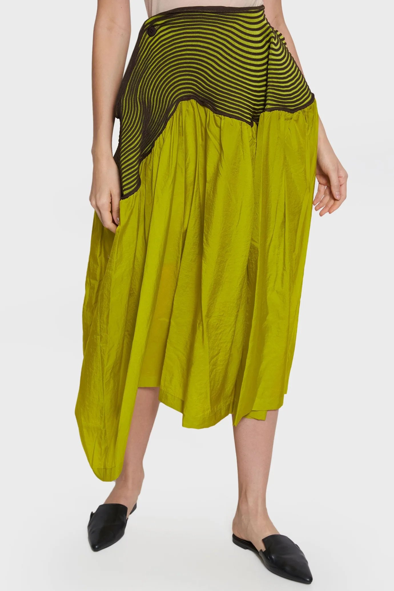 Winding Solid Skirt