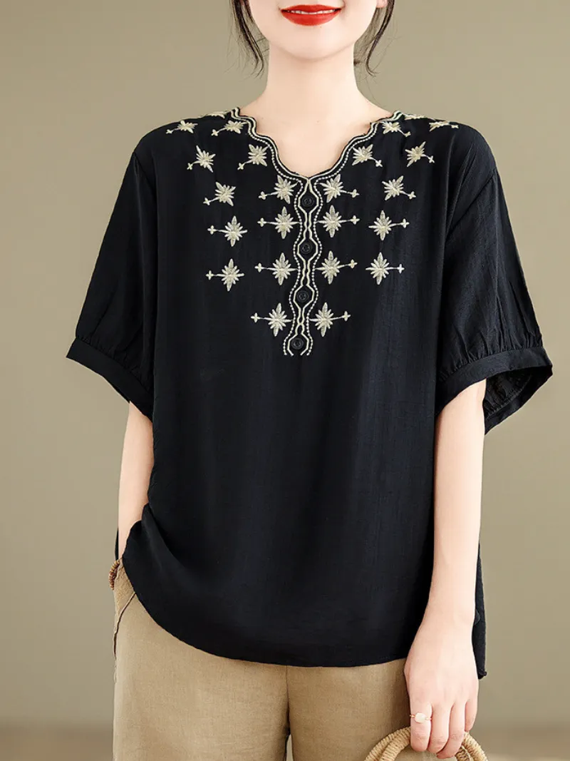 Women's Stylish and Comfortable Embroidery Loose T-shirts Tops